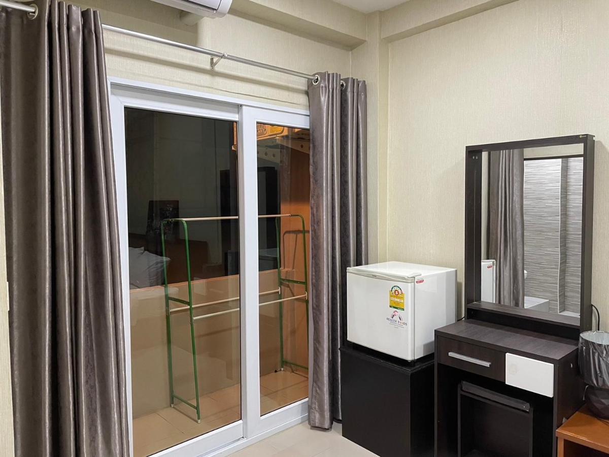 Hug Me Guesthouse Pattaya Exterior photo